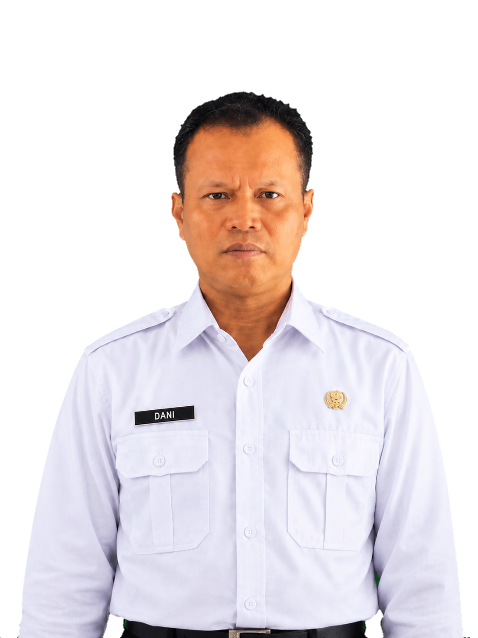 Kepala Sekolah SMK Taruna Bhakti Kadugede